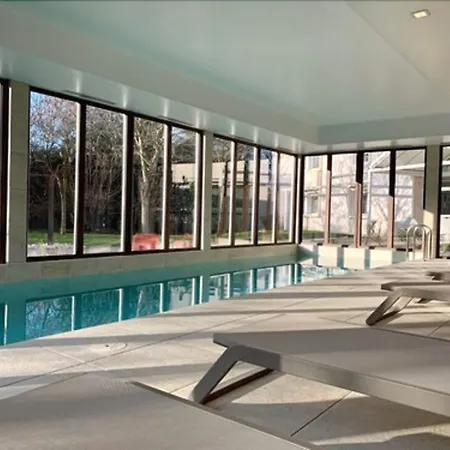 Les Nomades Szálloda Beaune