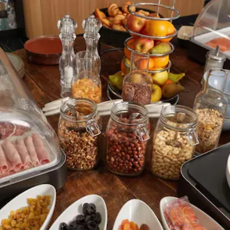 Les Nomades 4* Beaune