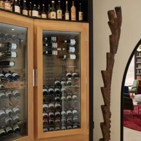 Les Nomades Hotel Beaune (Cote d'Or)