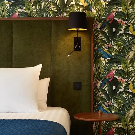 Les Nomades Beaune Otel