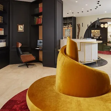 Les Nomades Beaune Otel