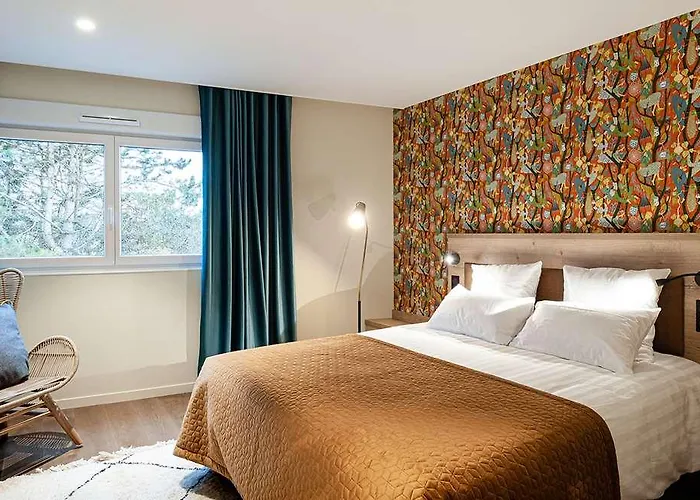 Les Nomades Hotel Beaune (Cote d'Or)