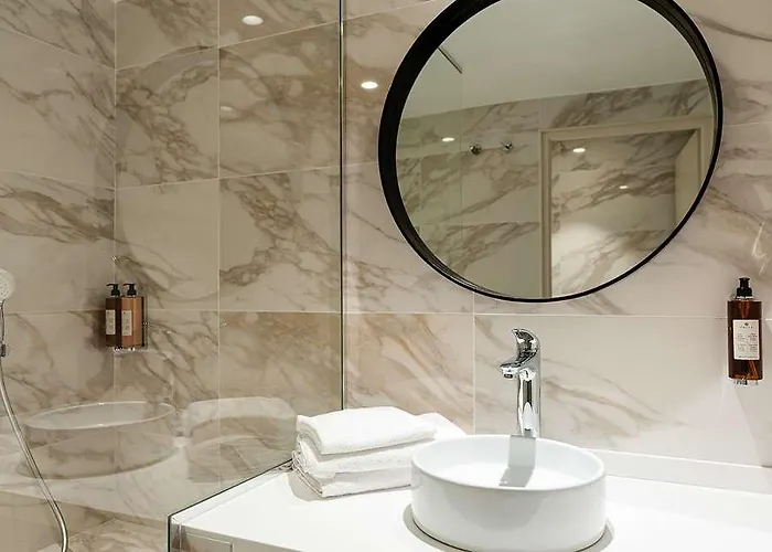 Отель Les Nomades