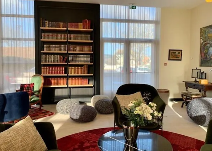 Hotel Les Nomades 4*