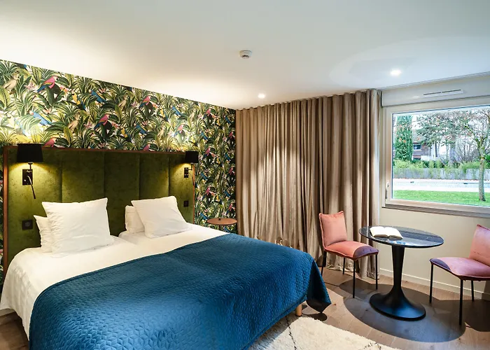 Les Nomades Beaune (Cote d'Or)