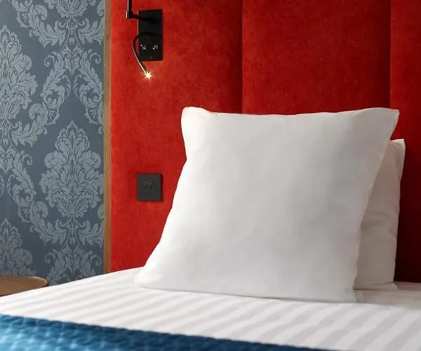 Отель Les Nomades 4*