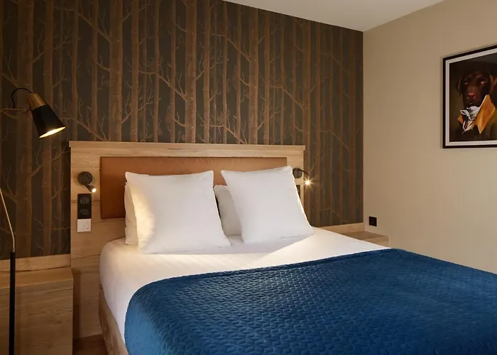 Les Nomades 4* Beaune (Cote d'Or)